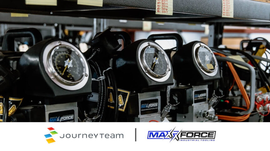 MaxxForce logo displayed with highlighted features, emphasizing advanced technology and performance.